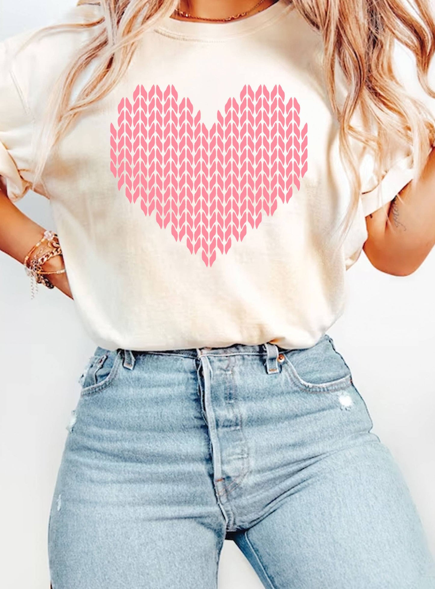 KNIT HEART GRAPHIC T SHIRTS