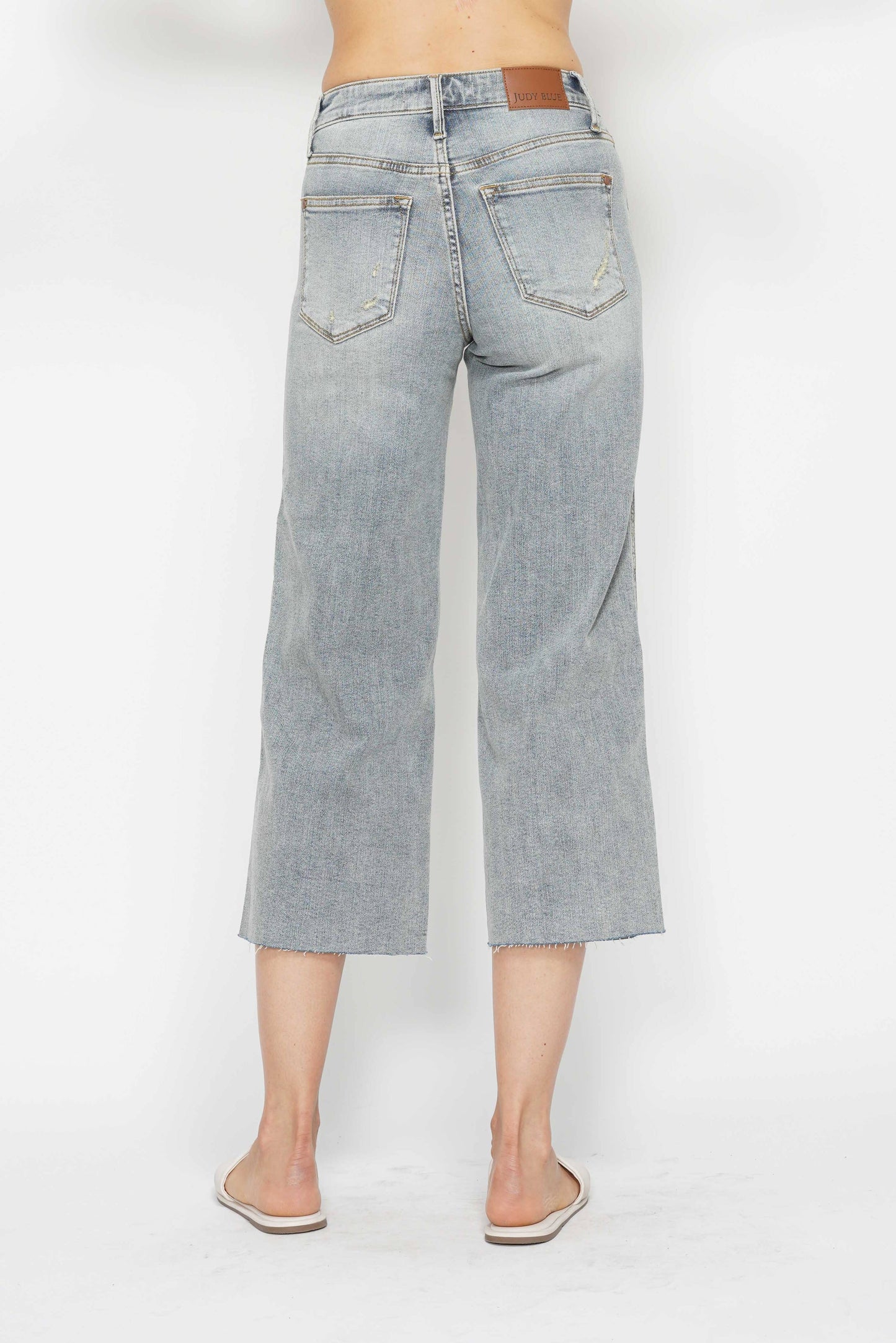 Mid-Rise Tummy Control Raw Hem Crop Wide Judy Blue