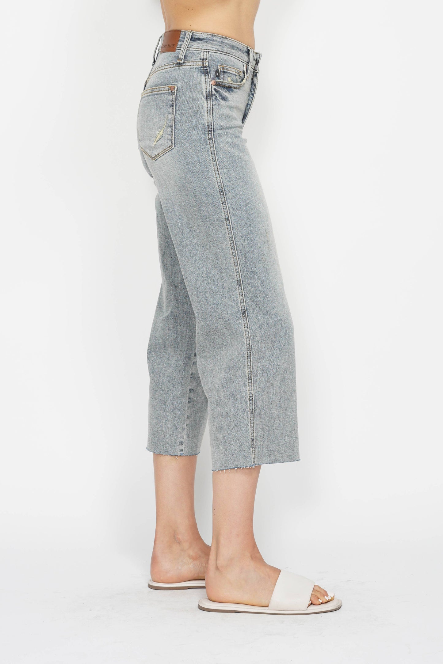 Mid-Rise Tummy Control Raw Hem Crop Wide Judy Blue