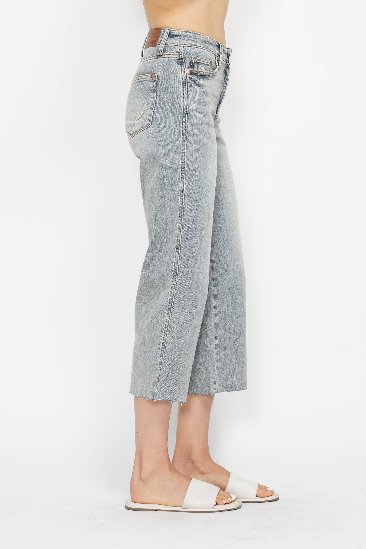 Mid-Rise Tummy Control Raw Hem Crop Wide Judy Blue