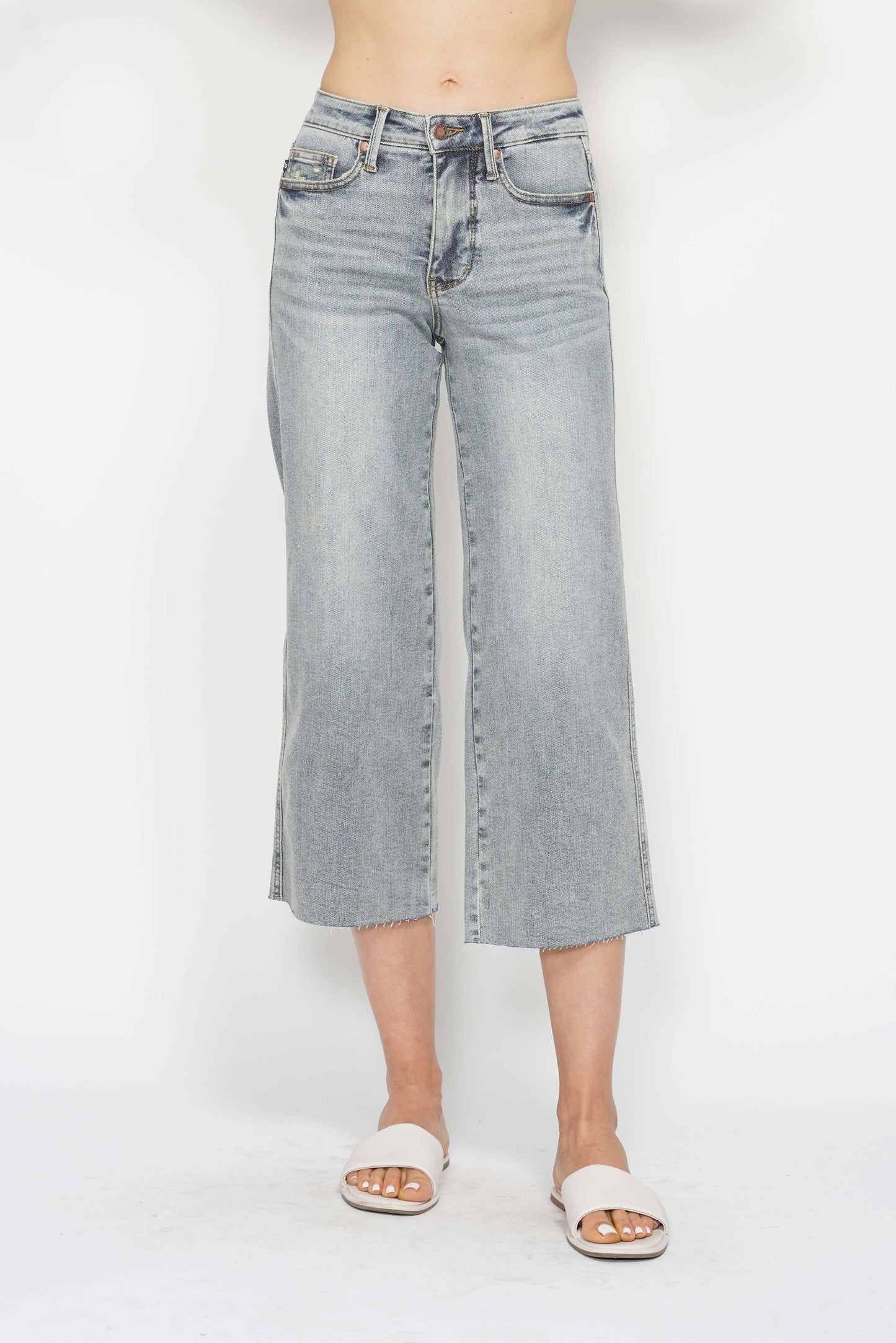 Mid-Rise Tummy Control Raw Hem Crop Wide Judy Blue