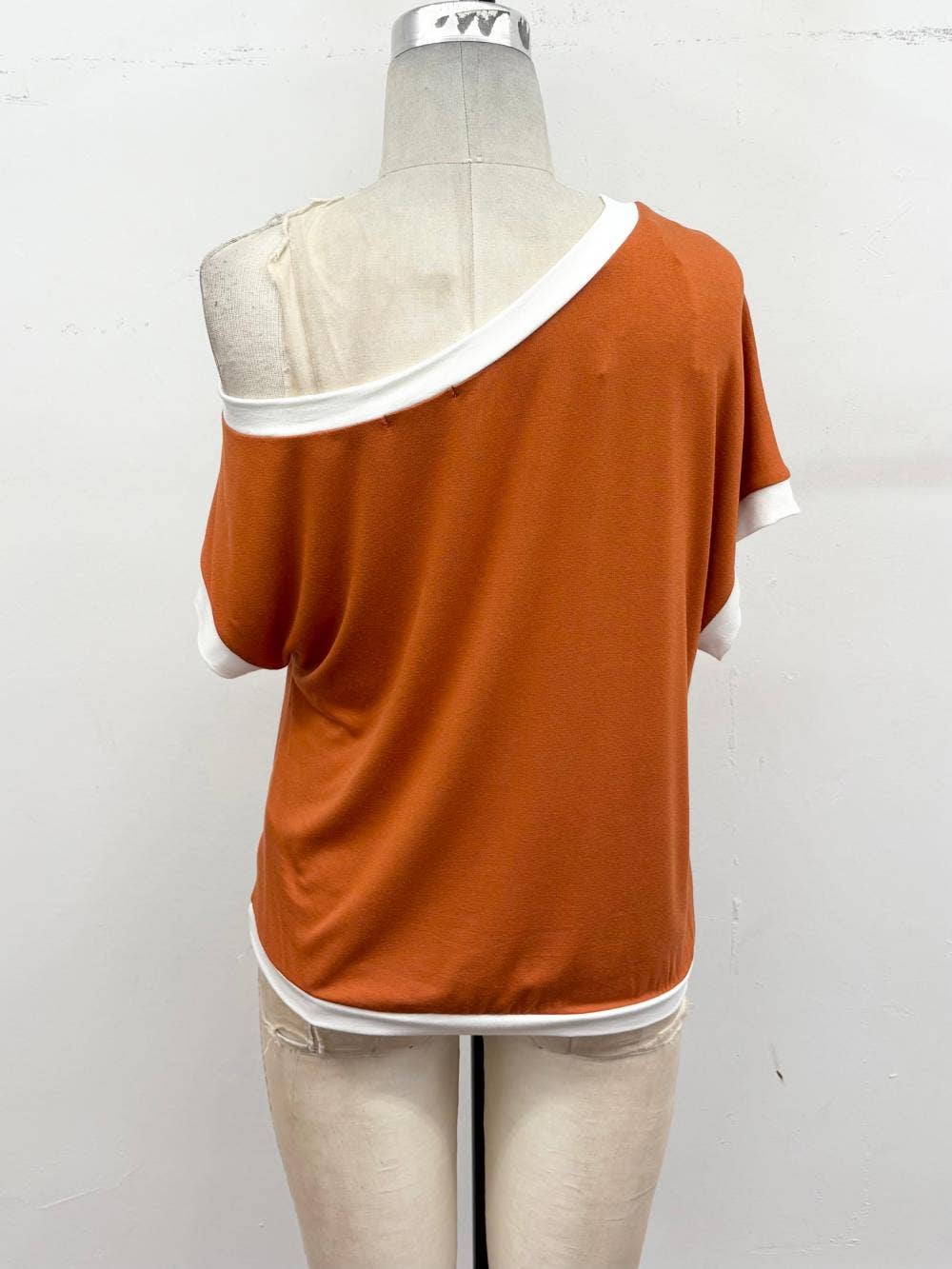 Contrast Trim Off-Shoulder Knit Top