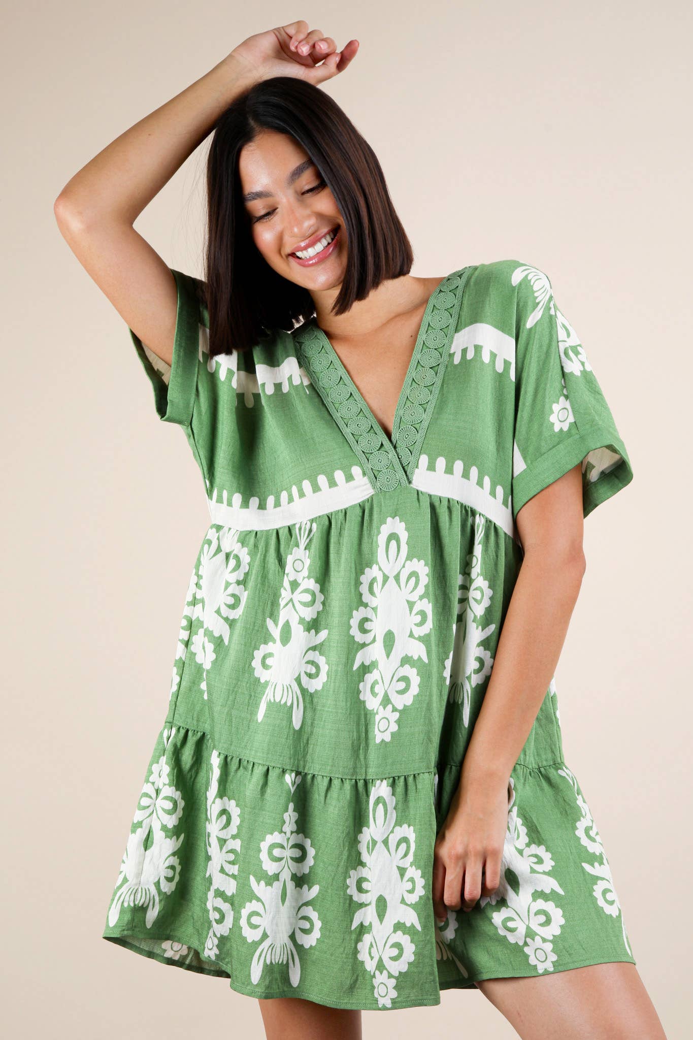PLUS SIZE Printed V-Neck Woven Mini Dress