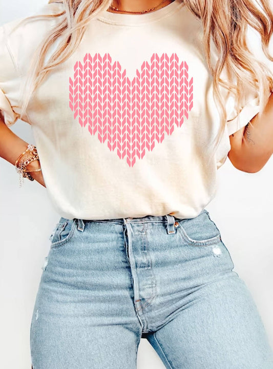 KNIT HEART GRAPHIC T SHIRTS