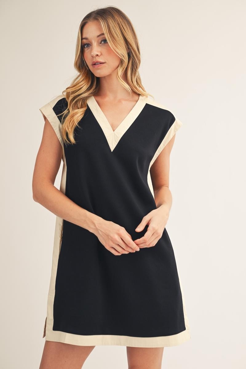 Contrast Accent Solid Casual Dress