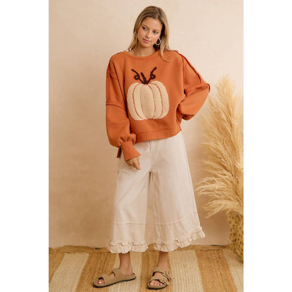 OVERSIZED PUMPKIN PATCH SWEATSHIRT