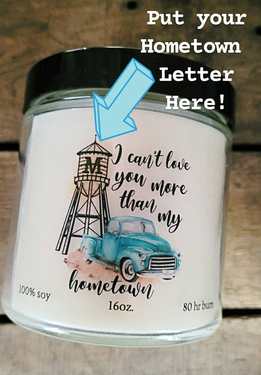 Hometown Water Tower Candle: 9 oz / Honeysuckle Blossom