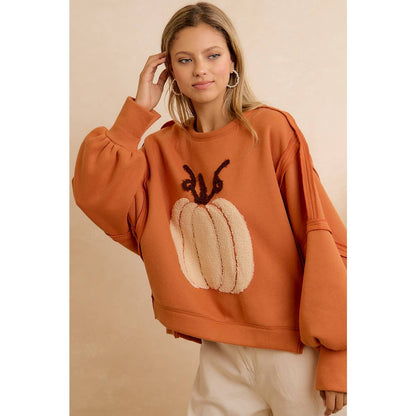 OVERSIZED PUMPKIN PATCH SWEATSHIRT