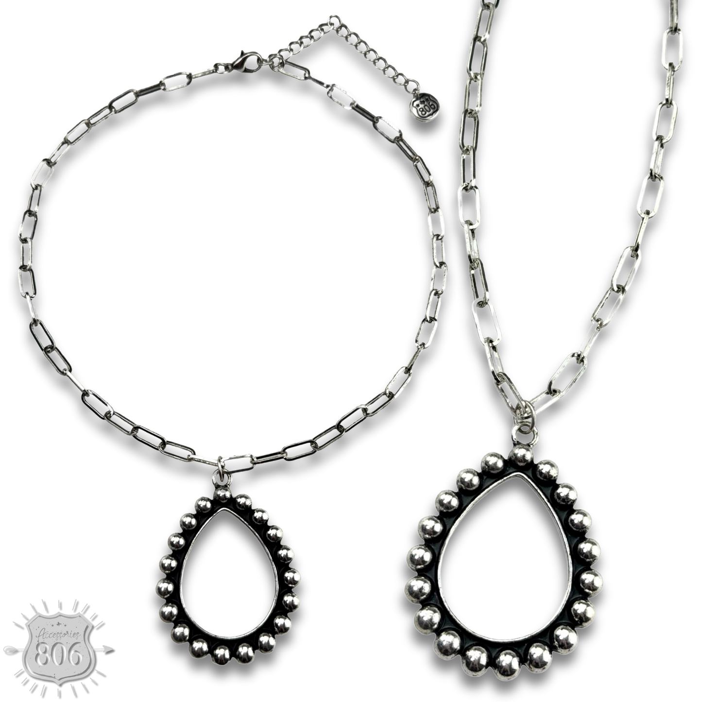 Western style pendant necklace