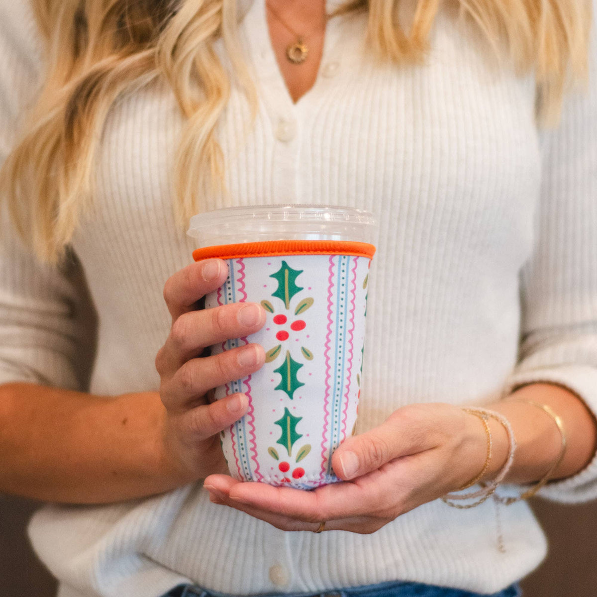 Holly Christmas Drink Sleeve