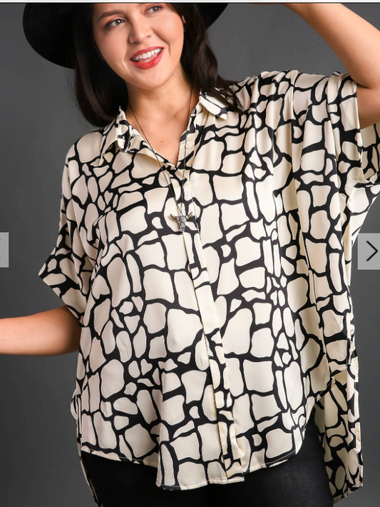 Collared Button Down Print Short Sleeve Top Side Slit