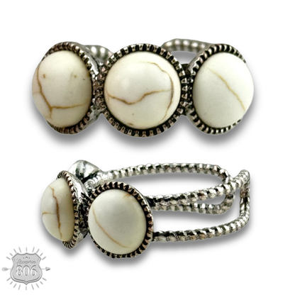 Round stone ring