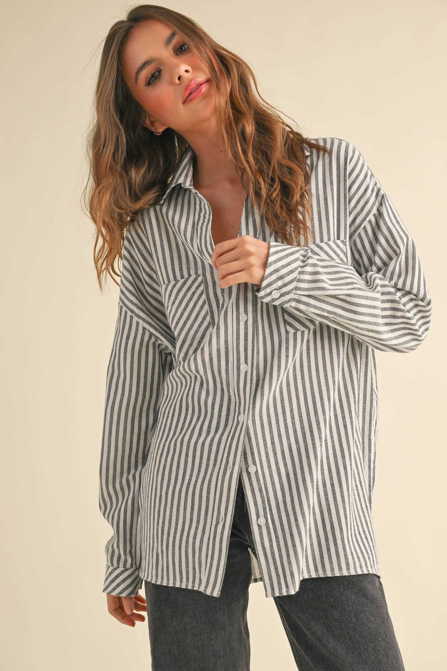 STRIPED PATTERN BUTTON DOWN SHIRTS