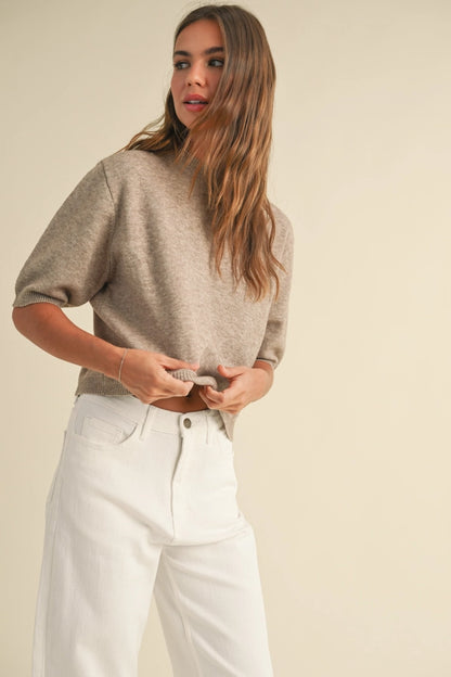 SHORT SLEEVE SWEATER TOP
