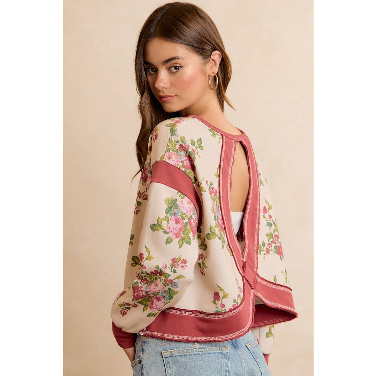FLORAL BRUSHED OPEN BACK LONG SLEEVES TOP