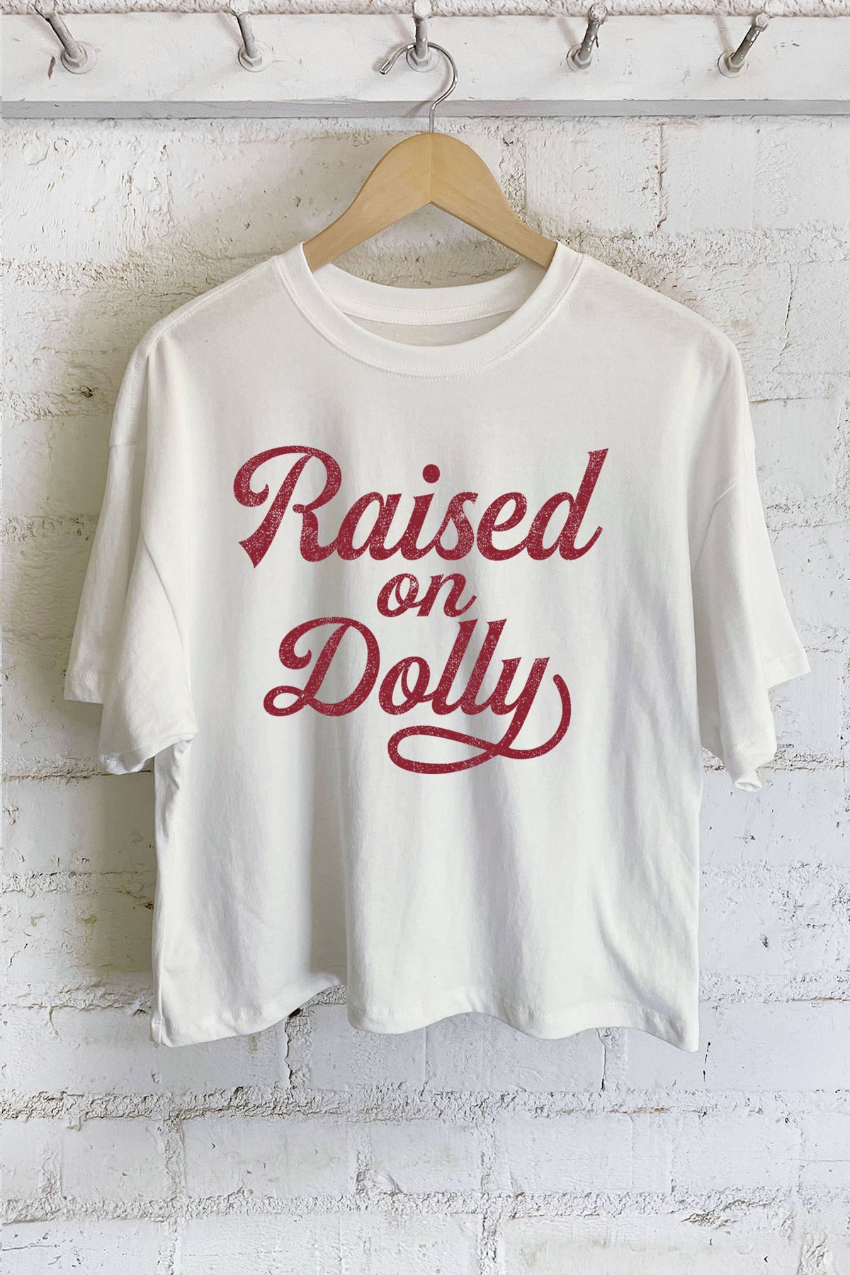 RAISED ON GRAPHIC LONG CROP TOP