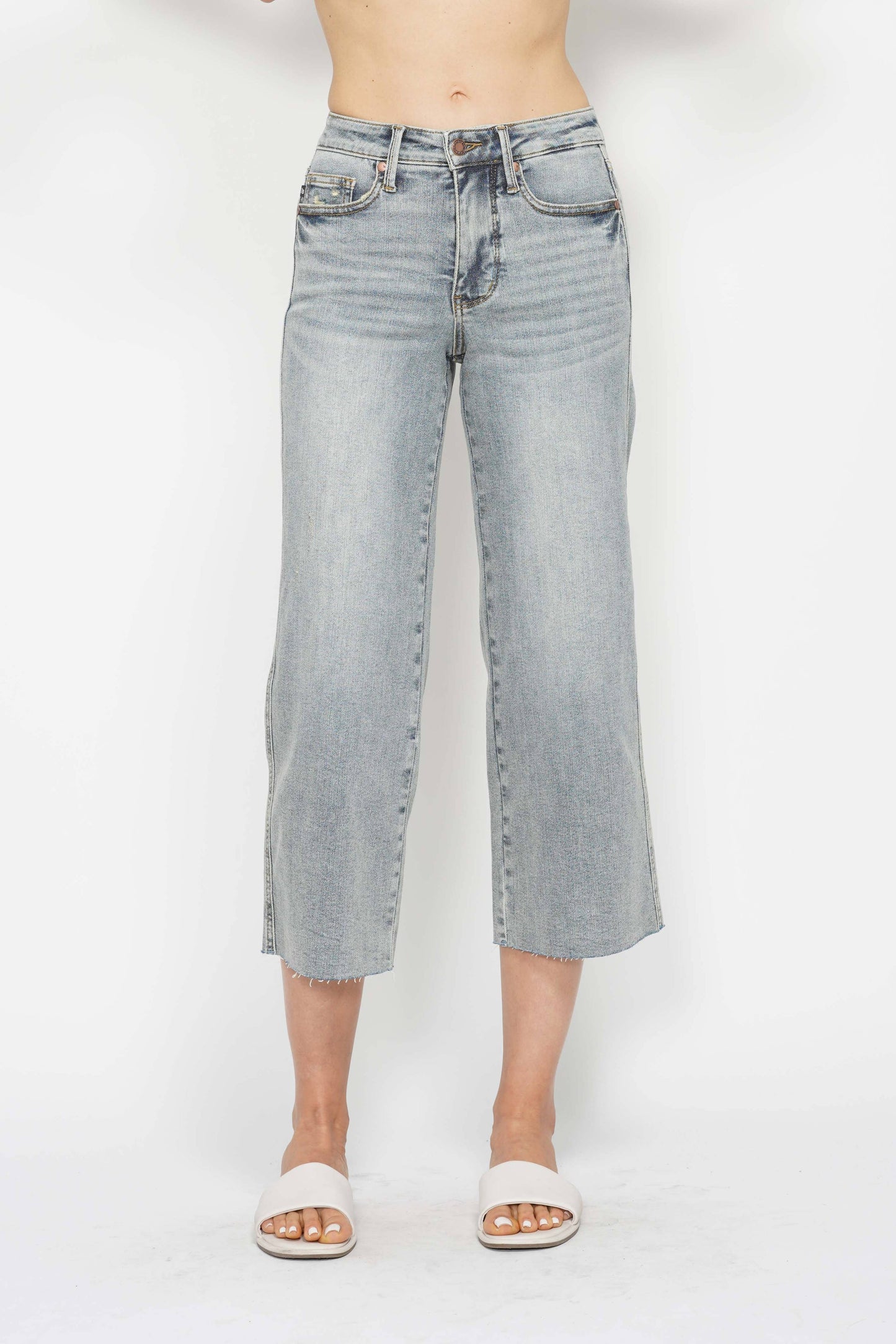 Mid-Rise Tummy Control Raw Hem Crop Wide Judy Blue