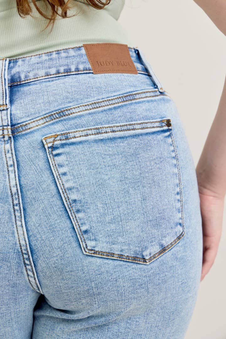 HW Stone Wash Straight Fit Judy Blue