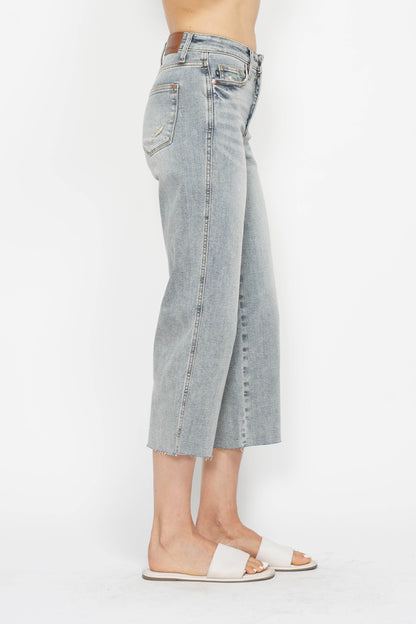 Mid-Rise Tummy Control Raw Hem Crop Wide Judy Blue
