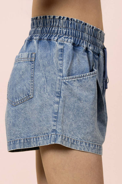 PLUS SIZE Elastic Waist Washed Chambray Shorts