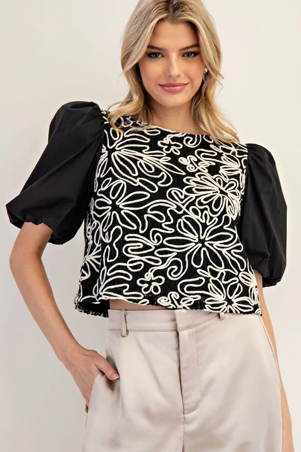 Embroidered Puff Sleeve Top