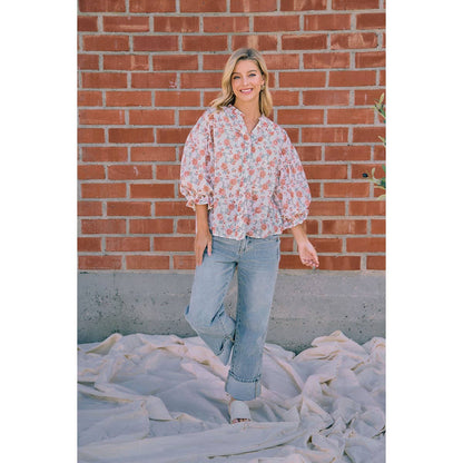 VINTAGE WASHED STRAIGHT JEANS WITH SIDE STITCH DETAIL