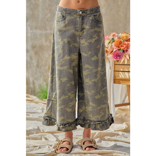 CAMOUFLAGE RUFFLED BLOOMER PANTS