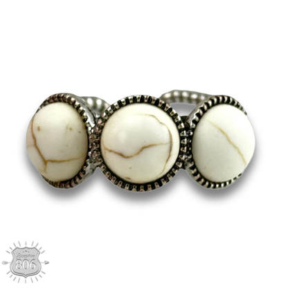 Round stone ring