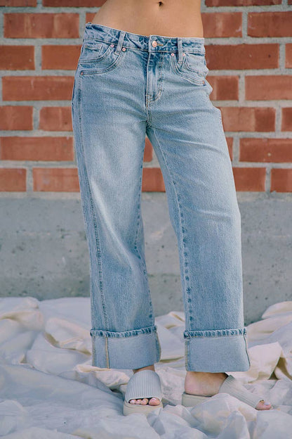 VINTAGE WASHED STRAIGHT JEANS WITH SIDE STITCH DETAIL