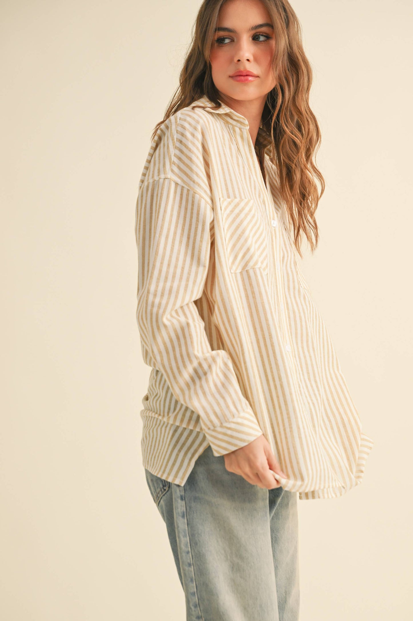 STRIPED PATTERN BUTTON DOWN SHIRTS